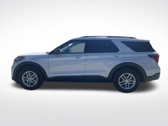 New 2026 Ford Explorer Active w/ Active Comfort Package RWD image 2