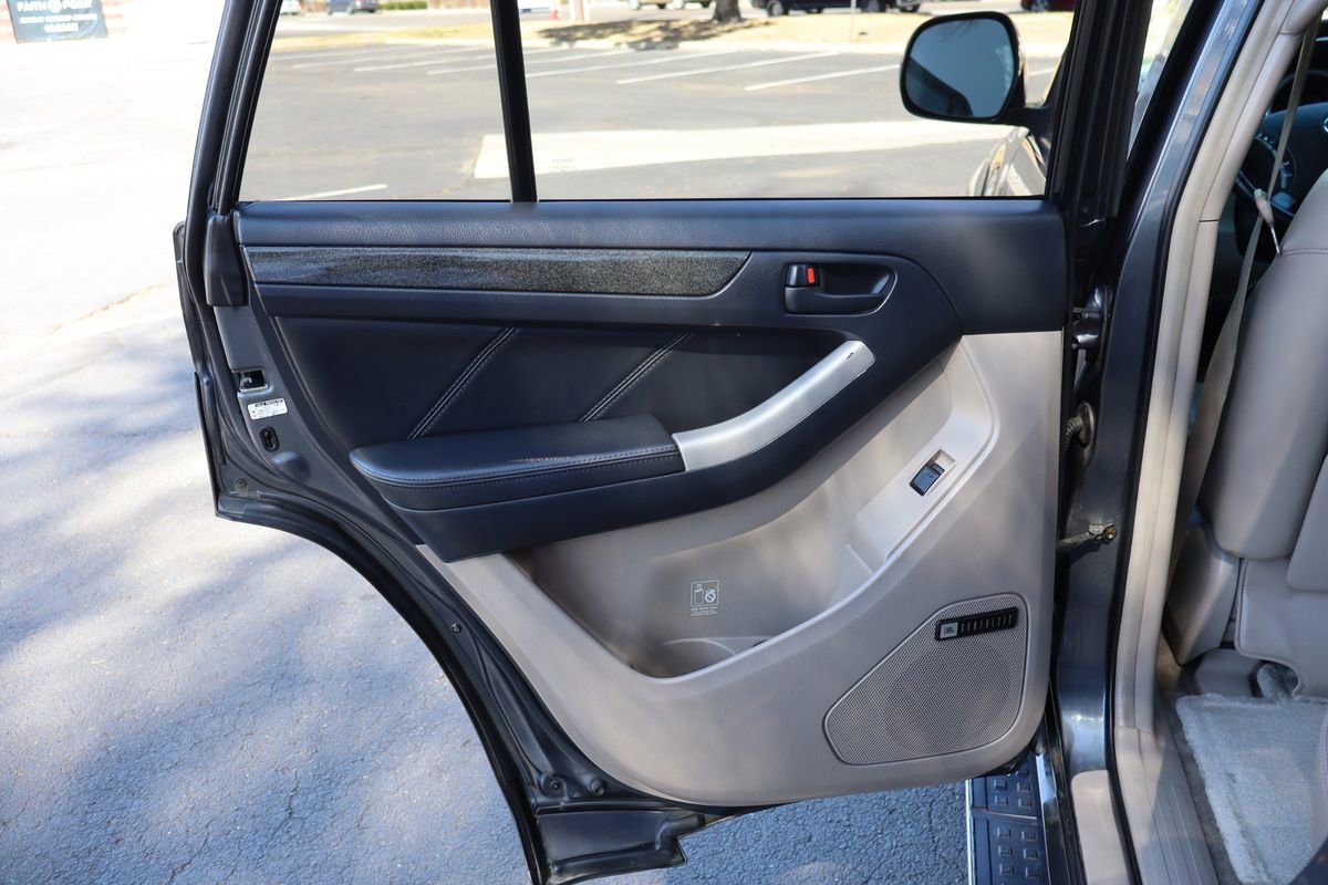 Used 2003 Toyota 4Runner Limited image 24