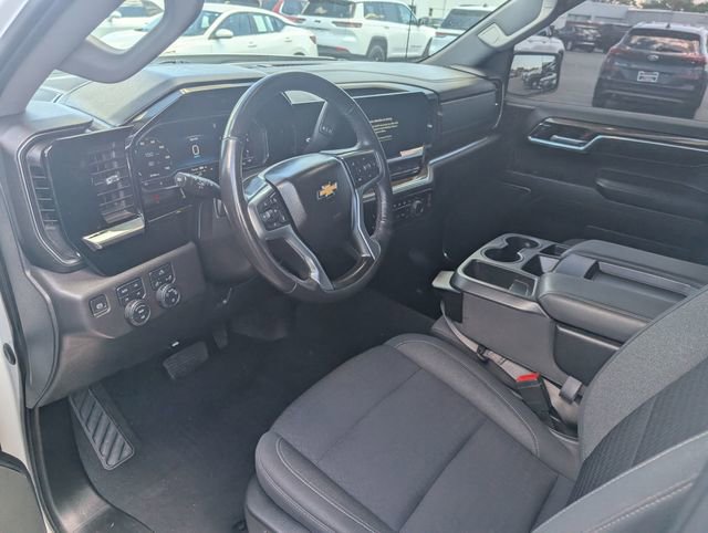 Used 2022 Chevrolet Silverado 1500 LT w/ Z71 Off-Road Package AWD/4WD image 14