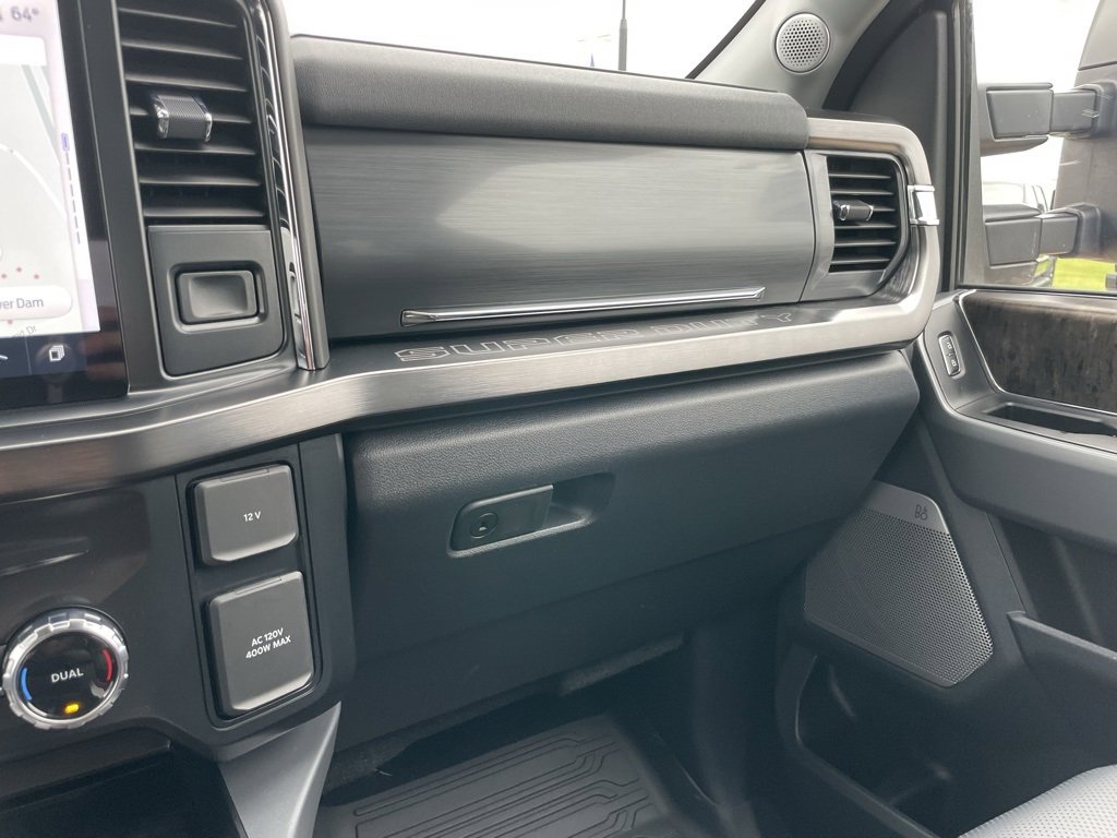 Used 2024 Ford F250 Lariat w/ Lariat Ultimate Package image 57