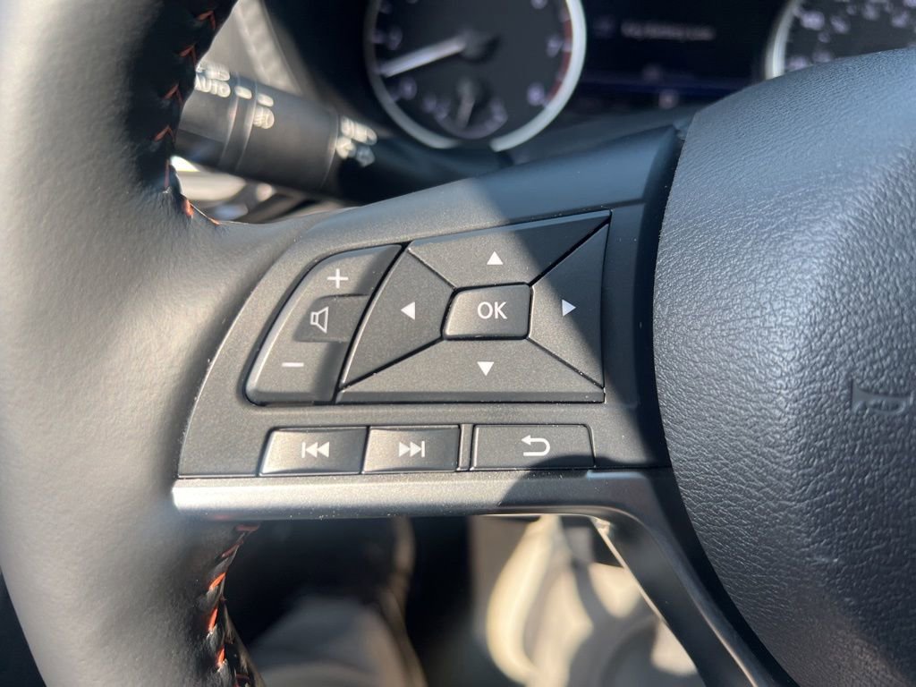 Certified 2023 Nissan Sentra SR w/ SR Premium Package image 59