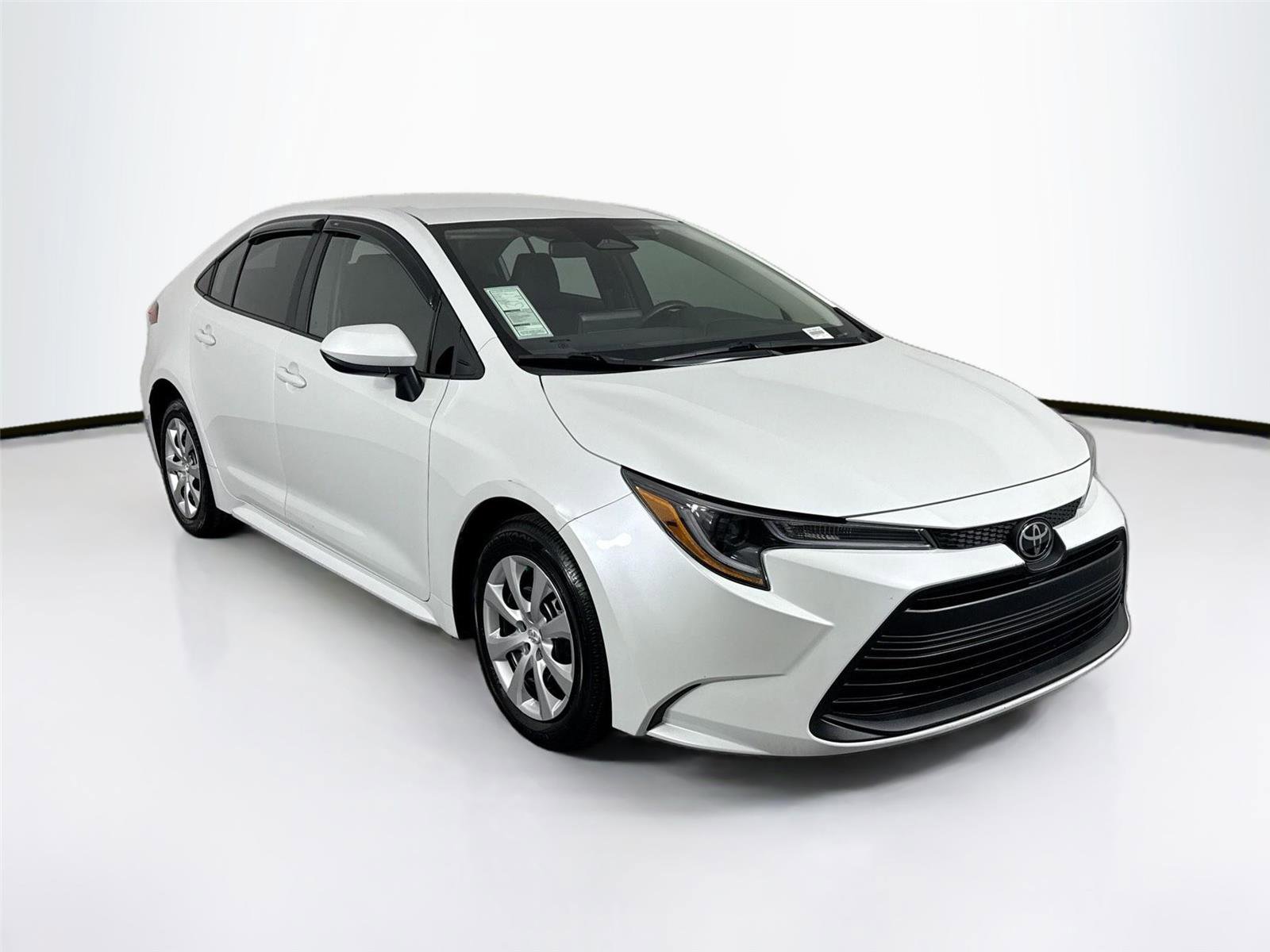 Used 2023 Toyota Corolla LE image 9