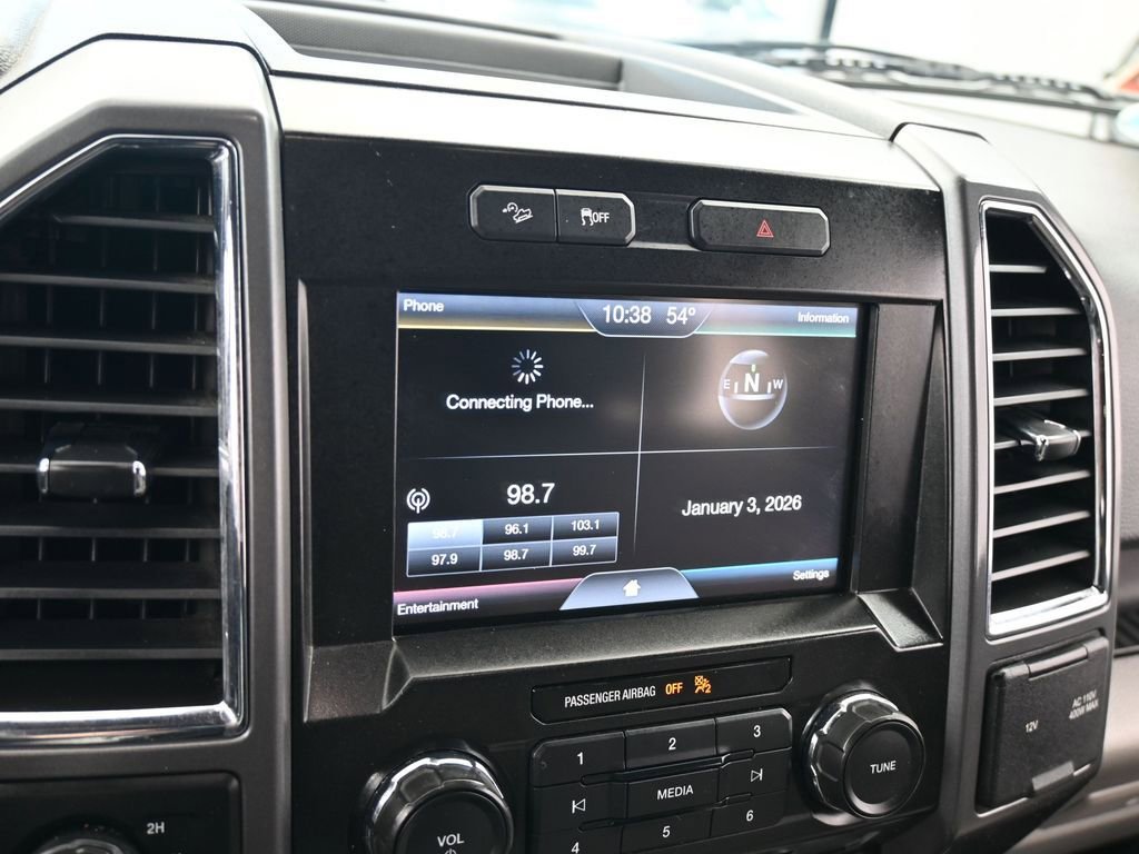 Used 2015 Ford F150 XLT w/ Equipment Group 302A Luxury image 18