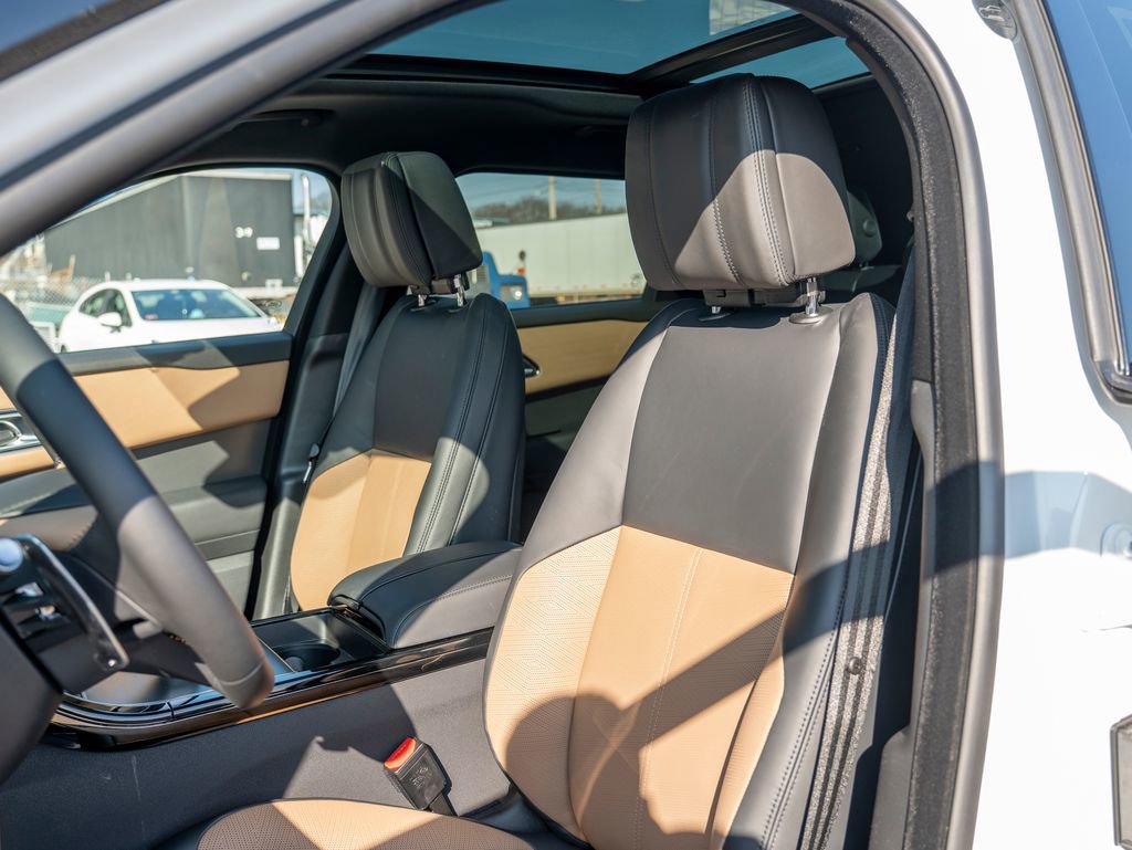 New 2025 Land Rover Range Rover Velar Dynamic HSE image 19