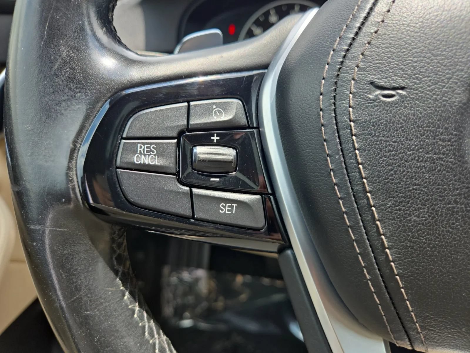 Used 2019 BMW 530i w/ Convenience Package RWD image 21