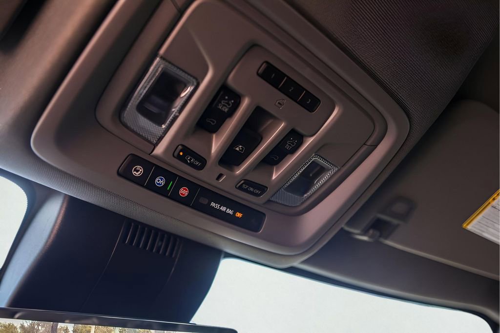 Used 2025 GMC Sierra 1500 Denali image 23