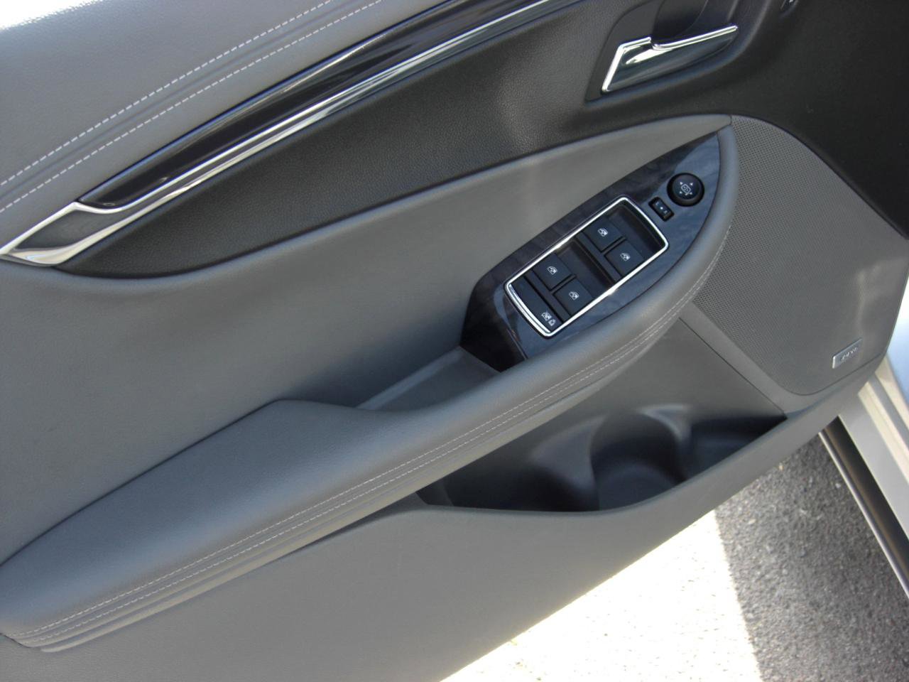 Used 2014 Chevrolet Impala LTZ image 25