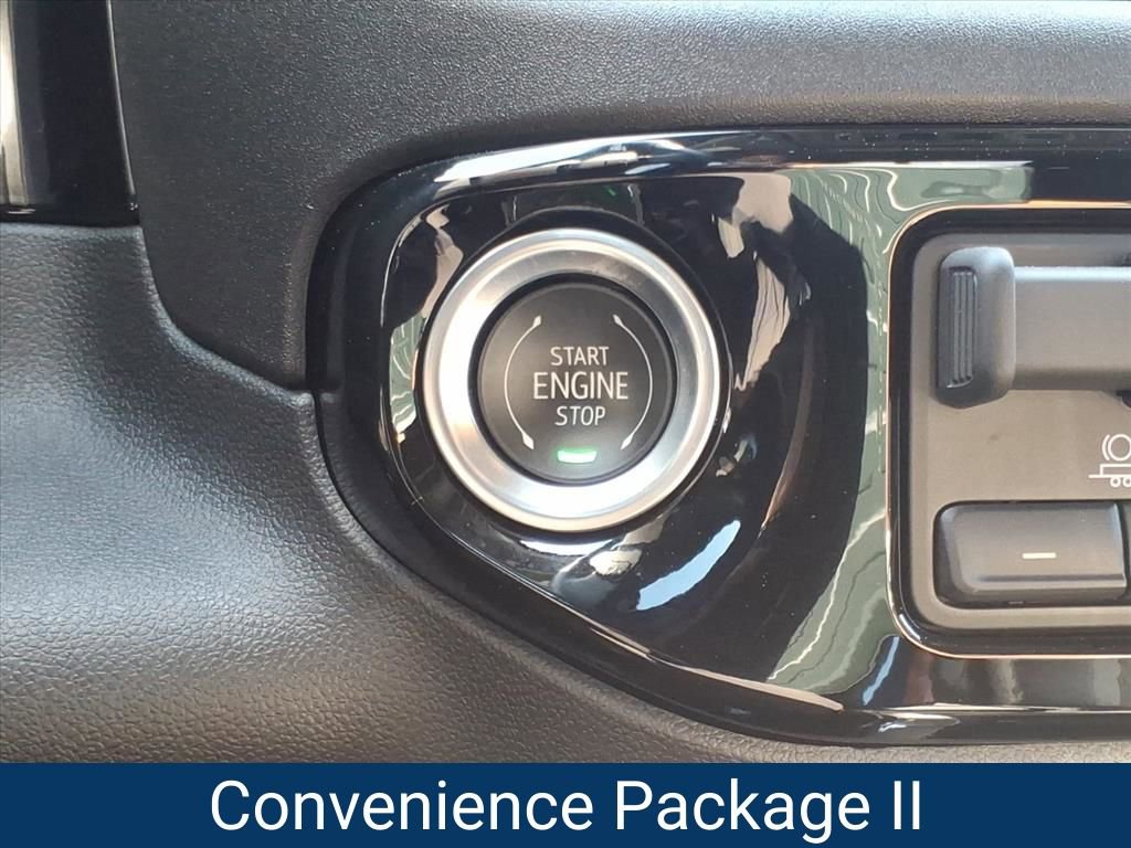 Certified 2025 Chevrolet Silverado 1500 RST image 4