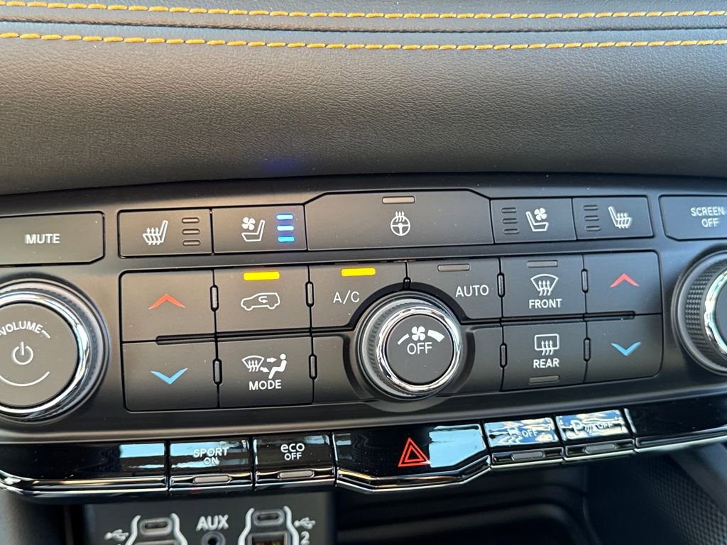 Used 2023 Dodge Durango R/T image 27