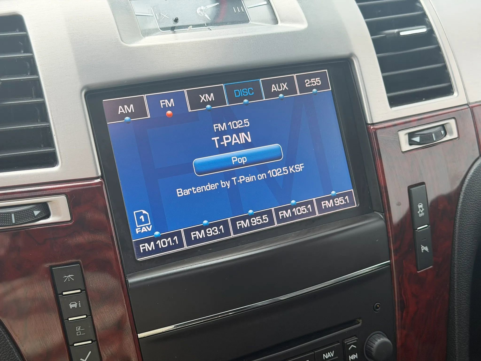 Used 2014 Cadillac Escalade ESV Premium AWD/4WD image 14