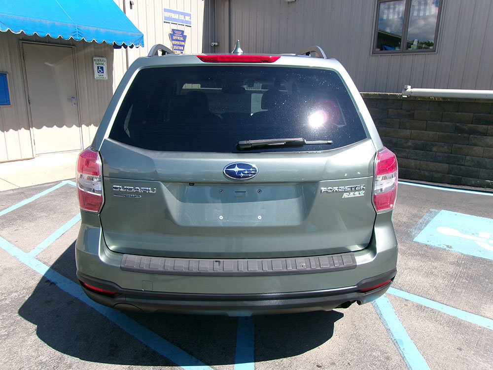 Used 2016 Subaru Forester 2.5i Premium image 4