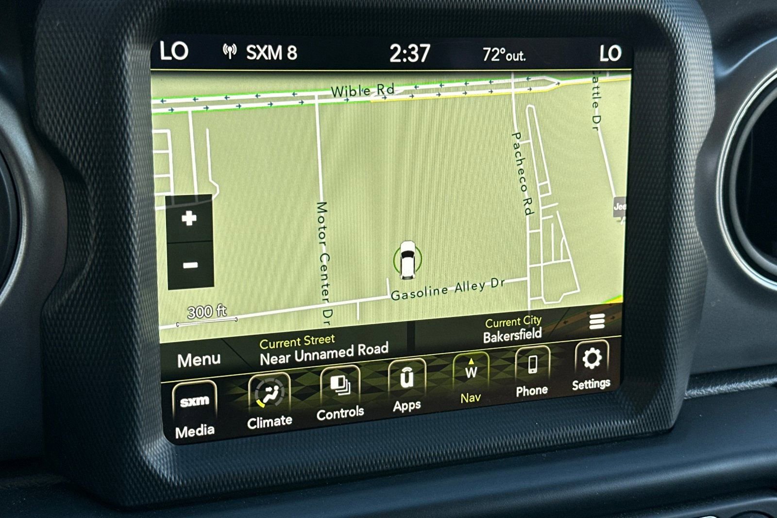 Used 2023 Jeep Gladiator Willys image 18