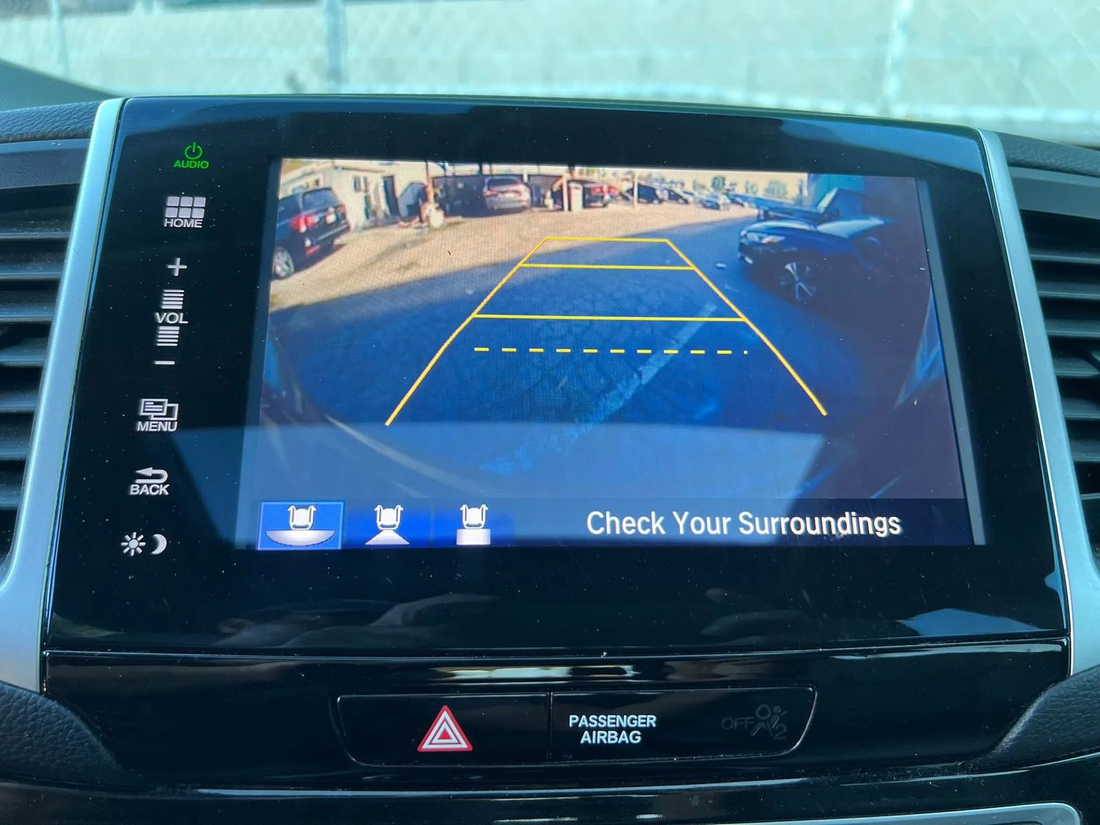 Used 2016 Honda Pilot Touring image 18