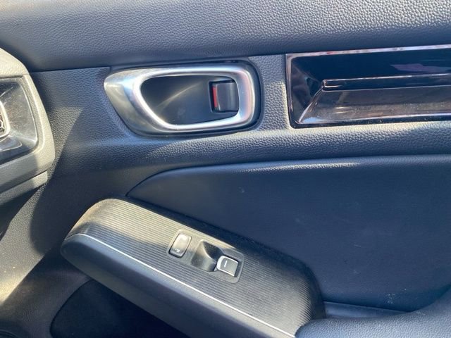 Used 2022 Honda Civic Touring image 18