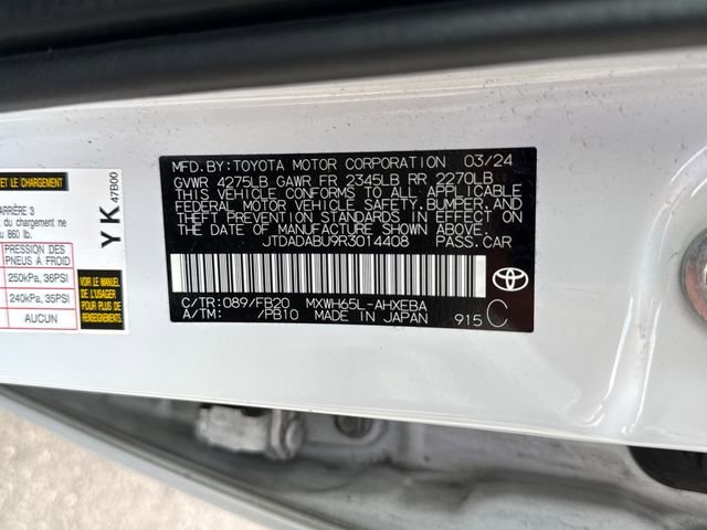 Used 2024 Toyota Prius LE image 21