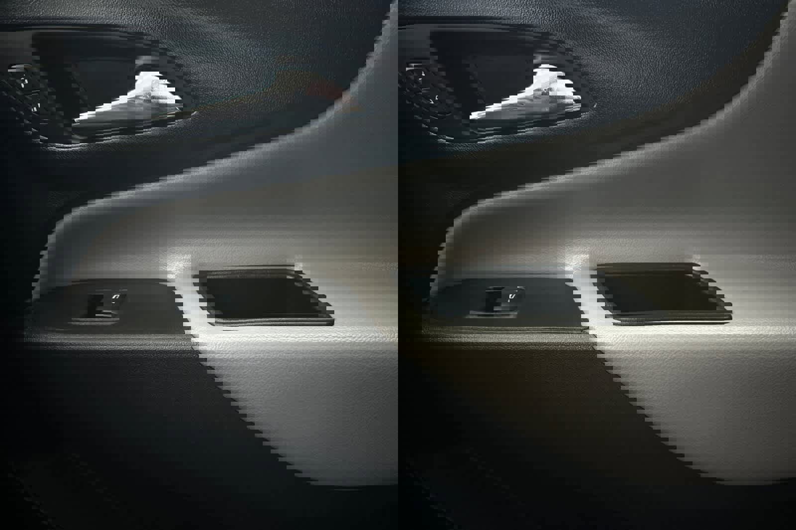 Used 2023 Chevrolet Equinox LT image 21