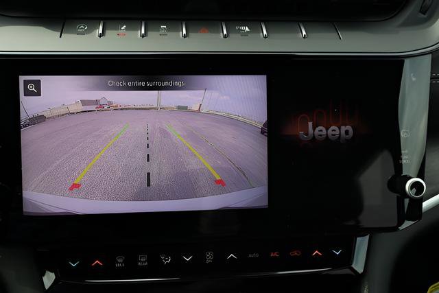 New 2026 Jeep Grand Cherokee Laredo image 23