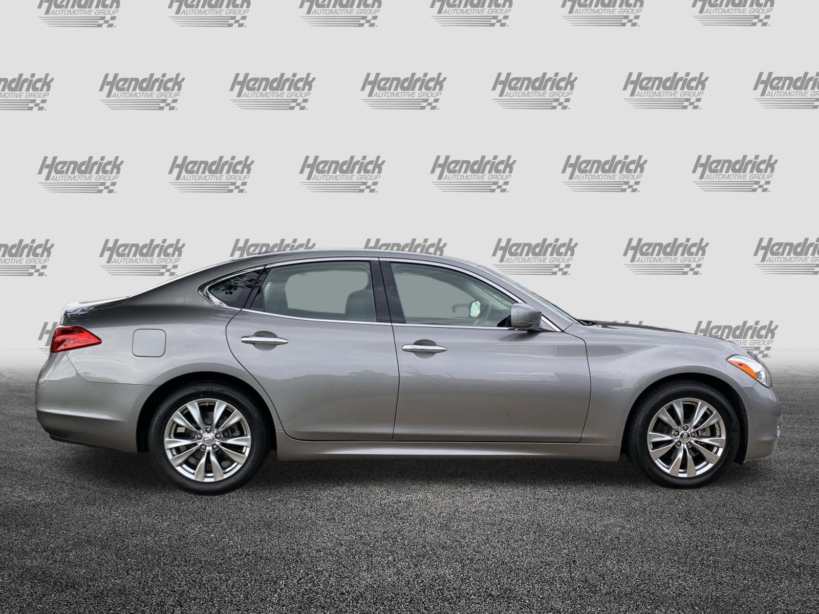 Used 2013 INFINITI M37 w/ Premium Pkg RWD image 11