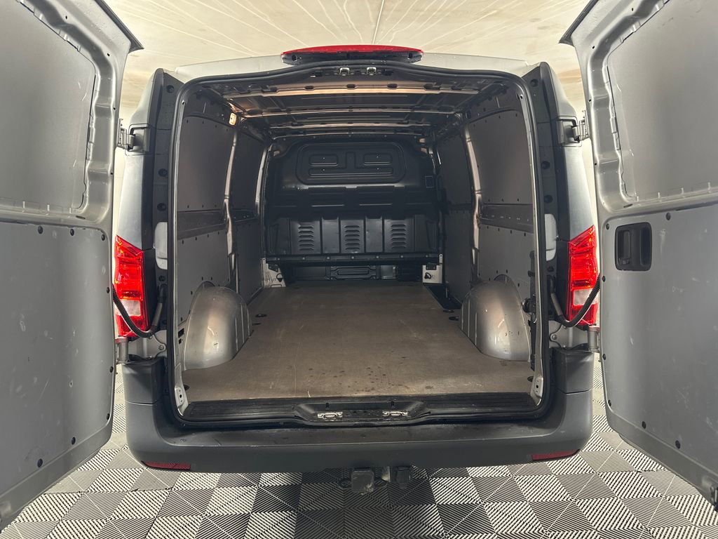 Used 2023 Mercedes-Benz Metris image 18