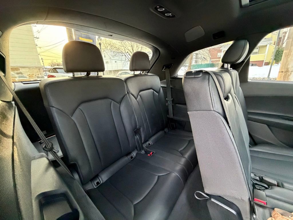 Used 2019 Audi Q7 3.0T Prestige w/ Prestige Package image 23