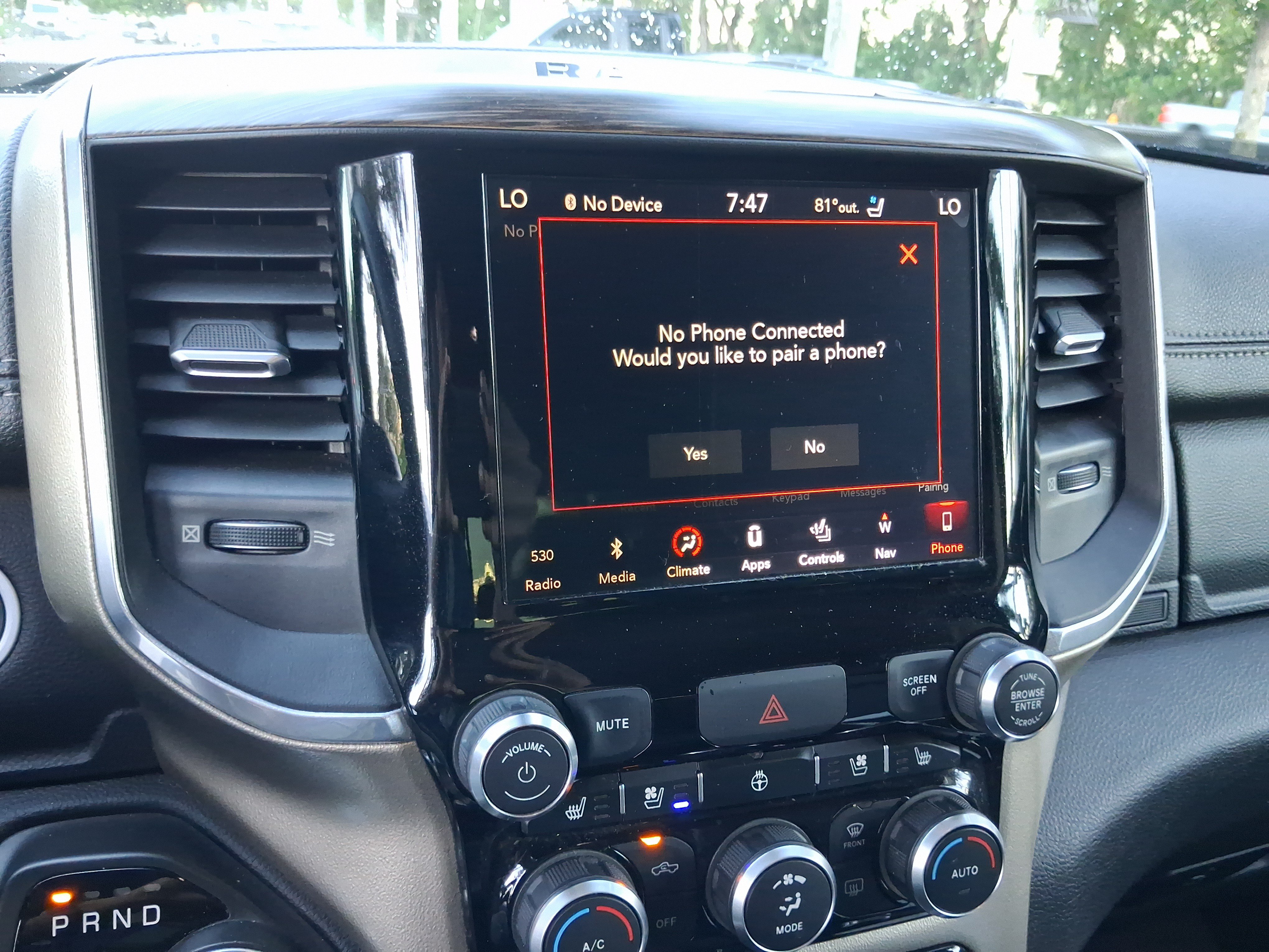 Used 2019 RAM 1500 Laramie RWD image 19