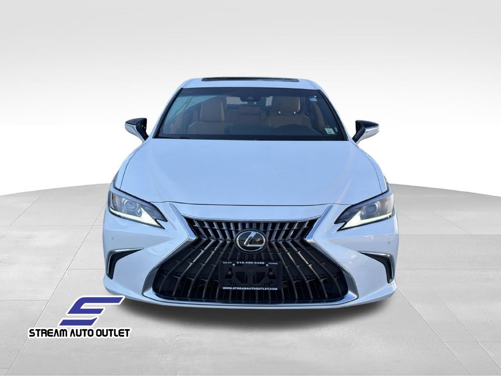Used 2022 Lexus ES 250 w/ Premium Package AWD/4WD image 2