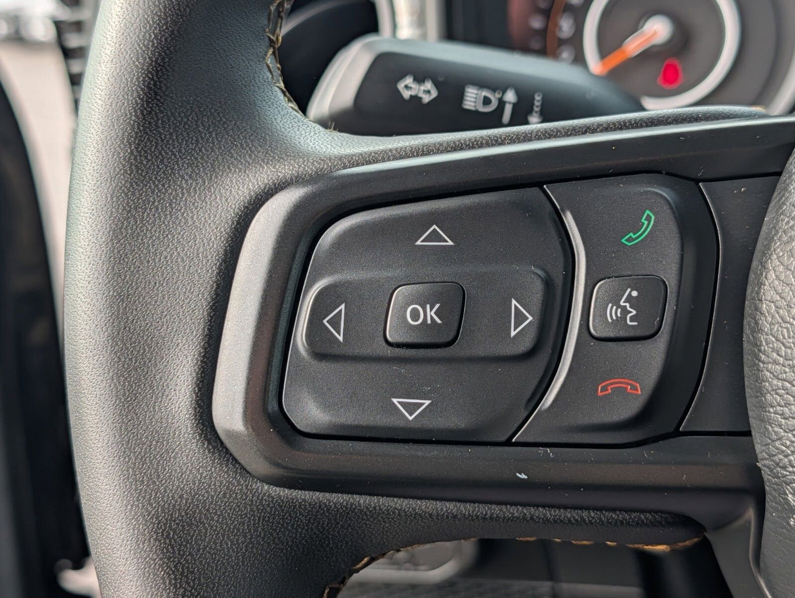 Used 2024 Jeep Wrangler Willys image 32