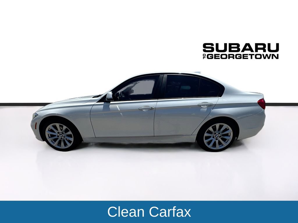 Used 2018 BMW 320i Sedan RWD image 4