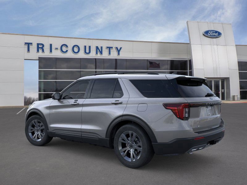 New 2026 Ford Explorer Active image 4