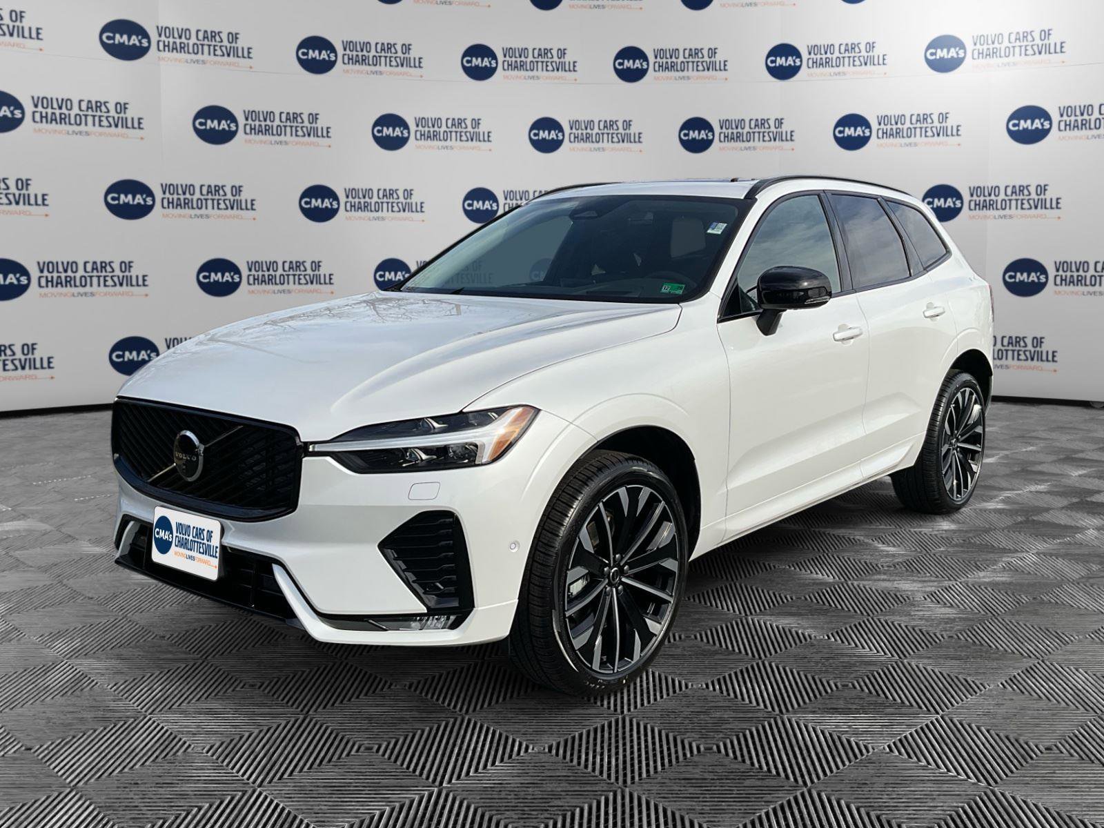 New 2026 Volvo XC60 B5 Ultra w/ Protection Package Premier