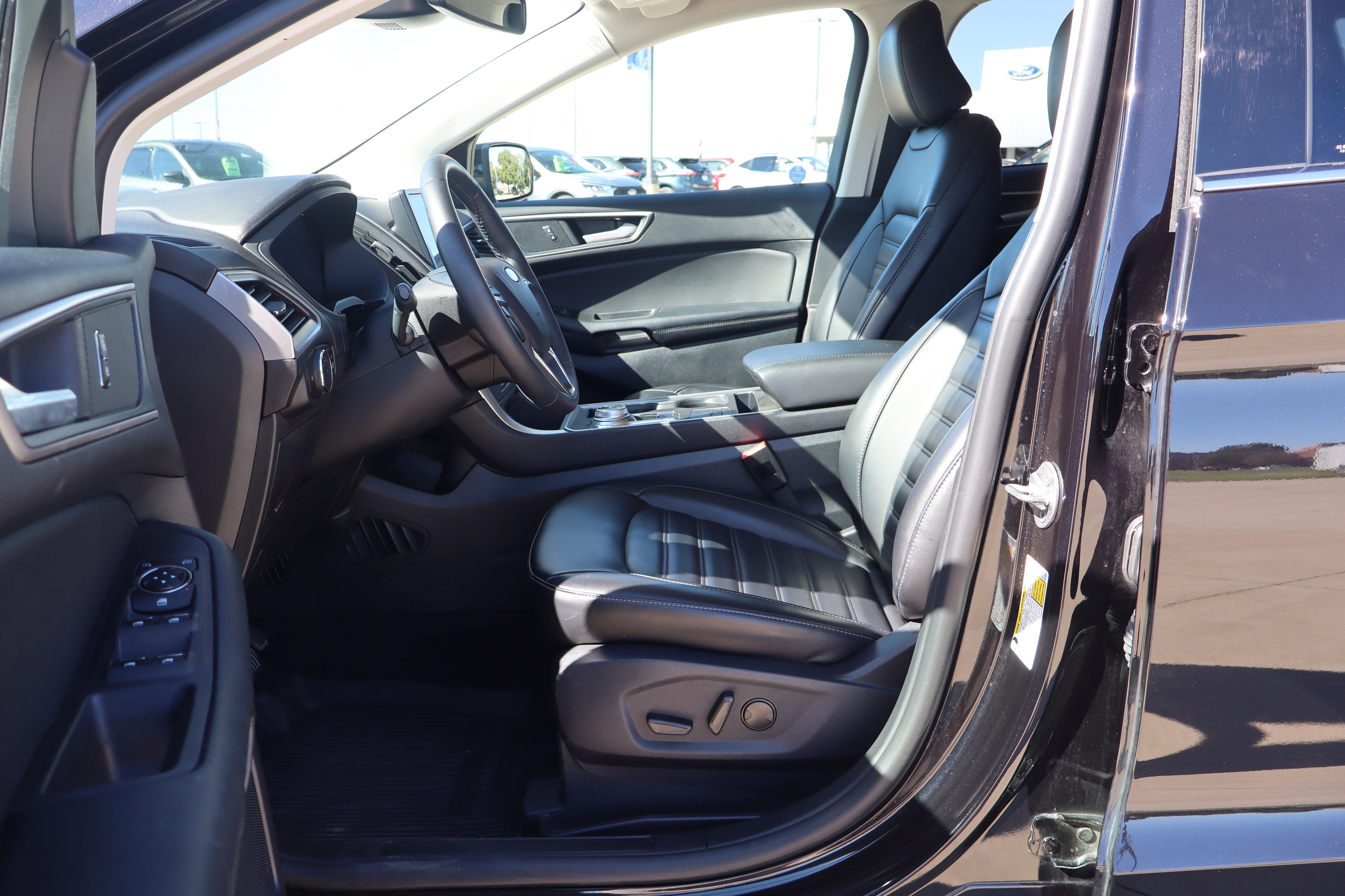 Used 2024 Ford Edge SEL w/ Convenience Package AWD/4WD image 10