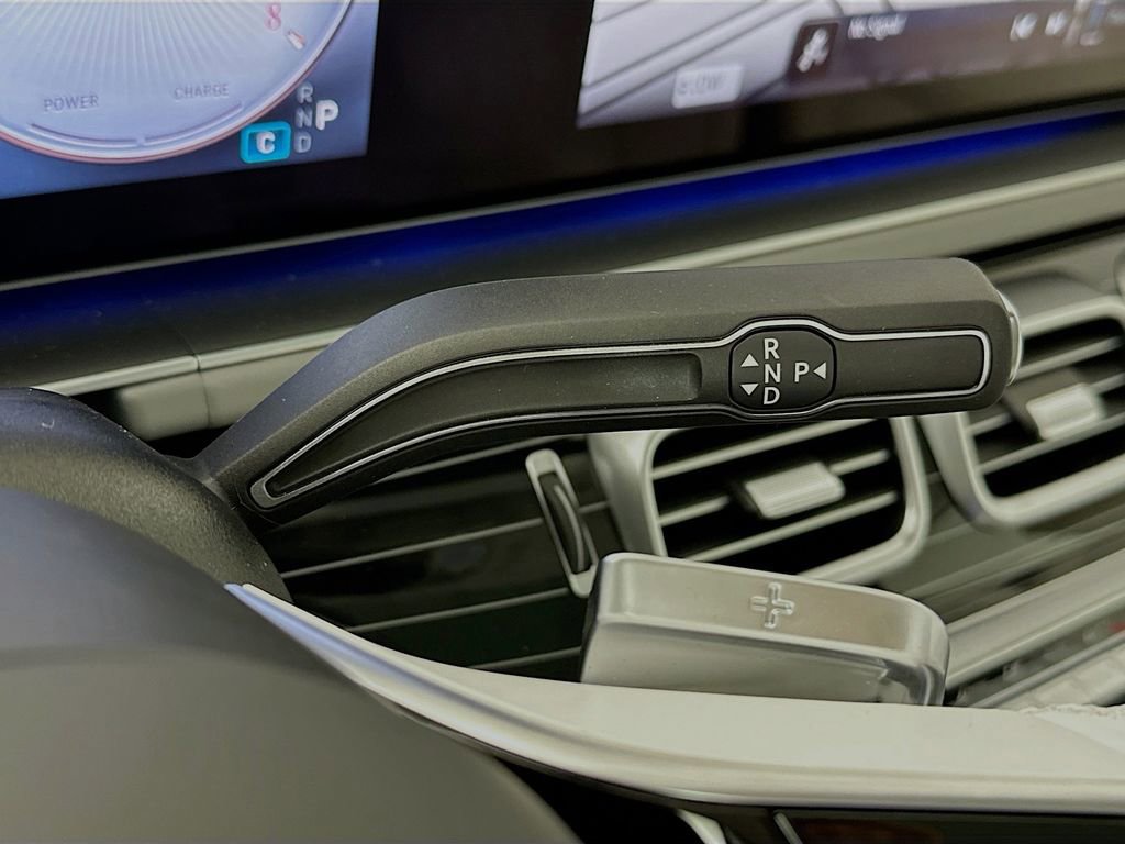 Used 2026 Mercedes-Benz Maybach GLS 600 4MATIC image 17