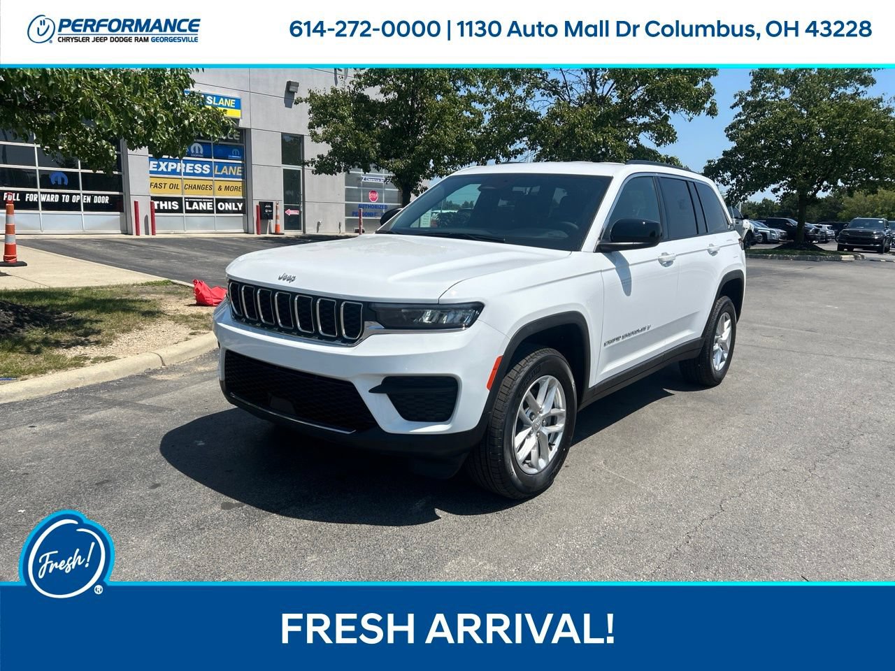 Certified 2026 Jeep Grand Cherokee Laredo AWD/4WD image 8