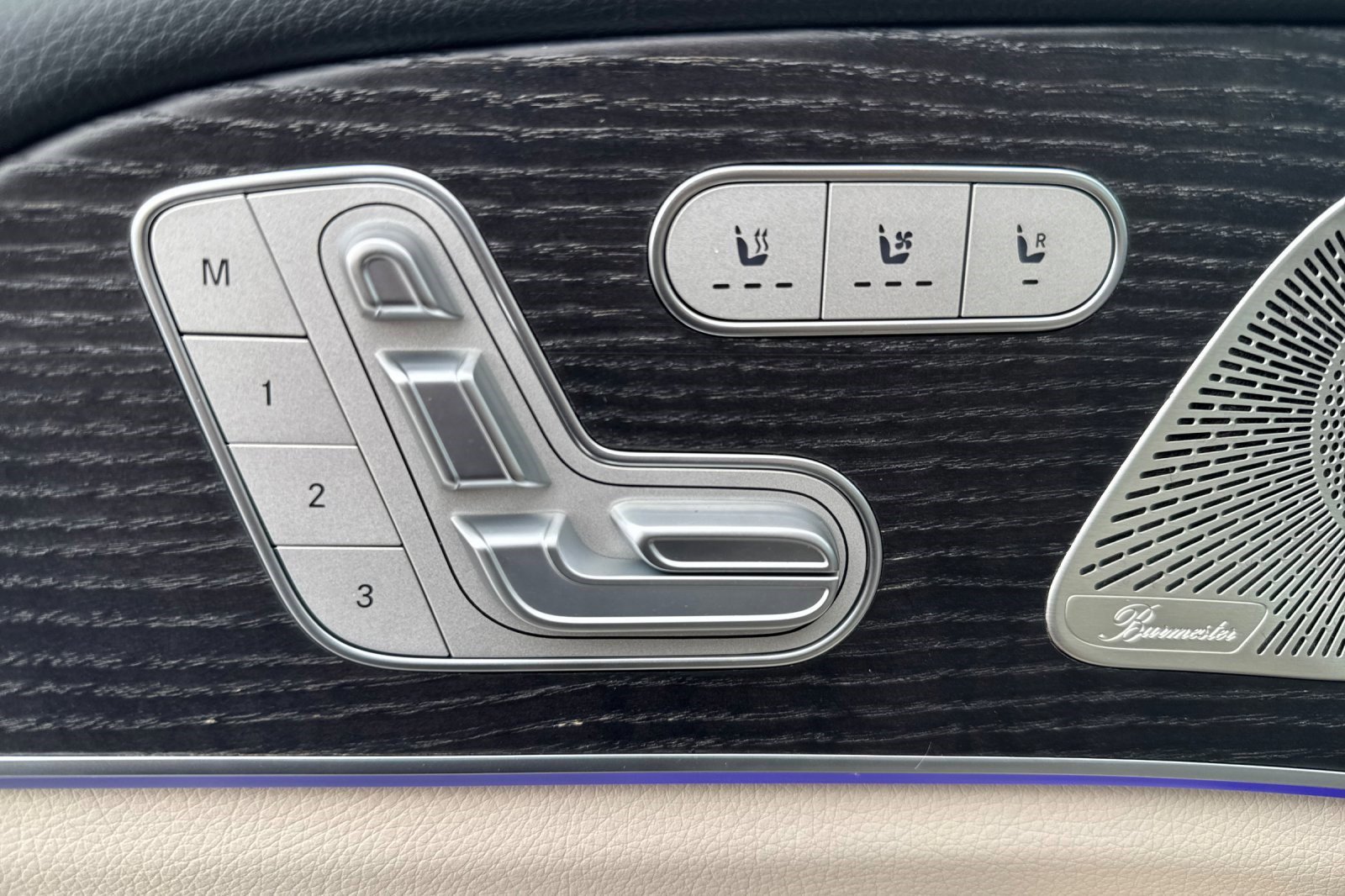 Used 2021 Mercedes-Benz GLS 450 4MATIC image 14