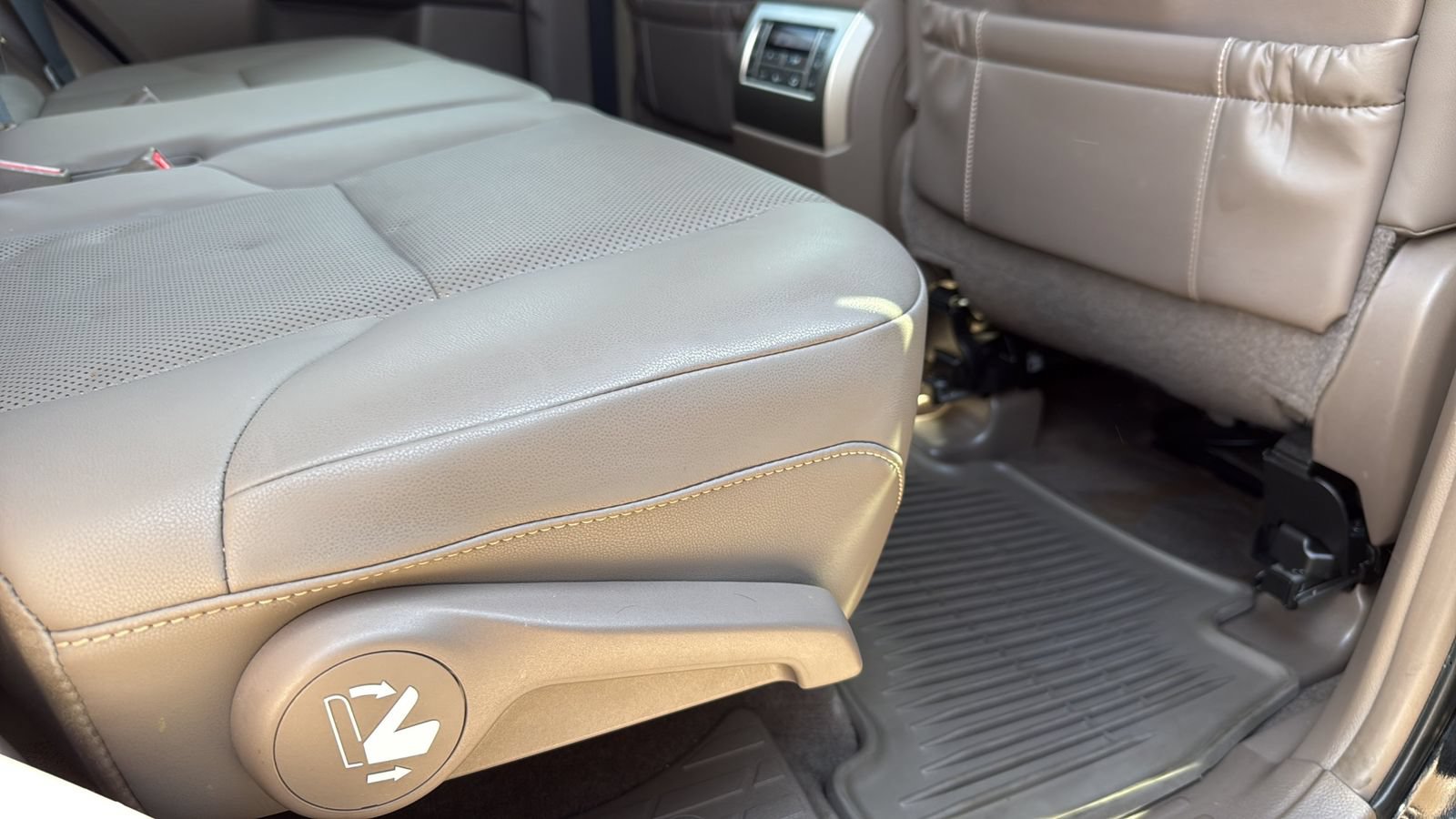 Used 2019 Lexus GX 460 Premium AWD/4WD image 26