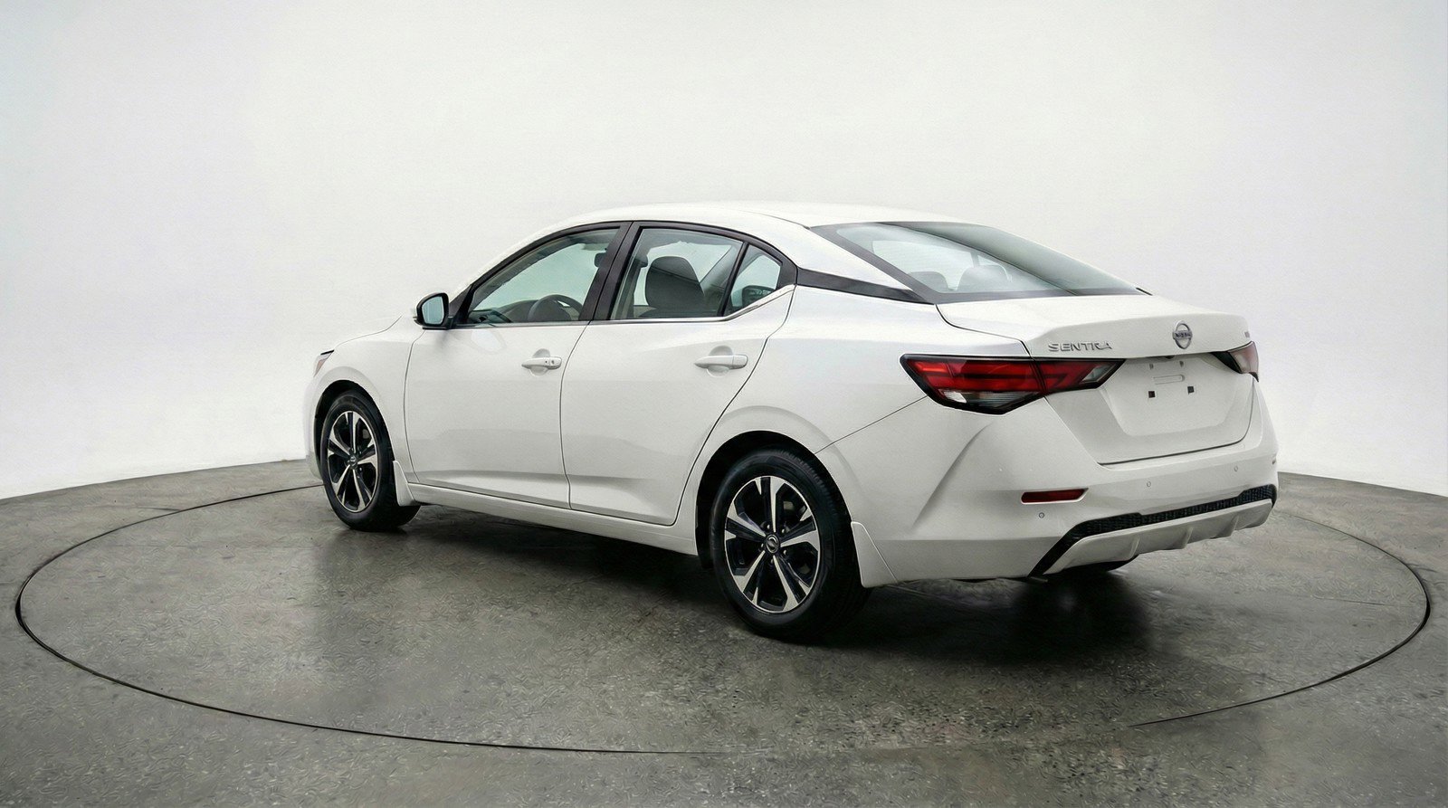 Used 2025 Nissan Sentra SV image 6