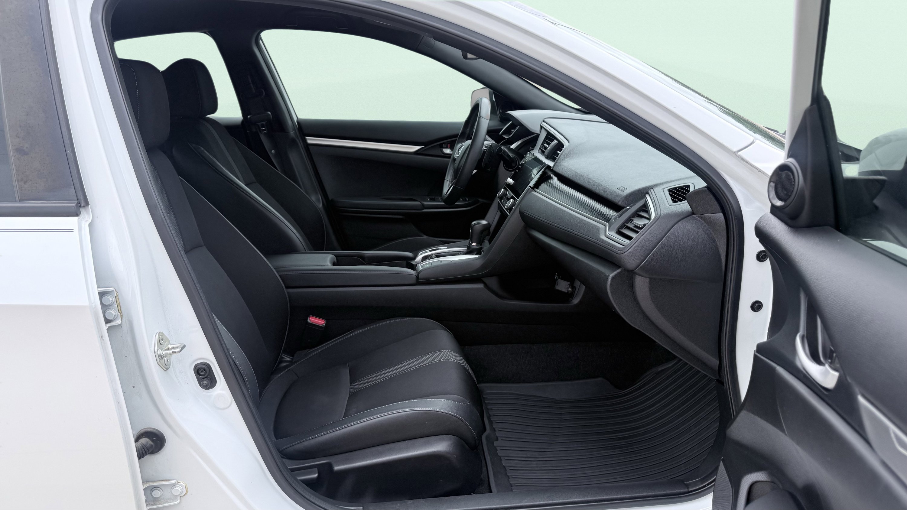Used 2020 Honda Civic Sport image 42