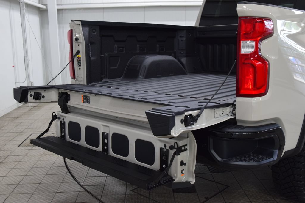 Used 2026 Chevrolet Silverado 1500 ZR2 AWD/4WD image 25