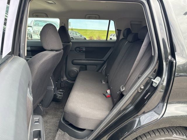 Used 2010 Scion xB FWD image 14