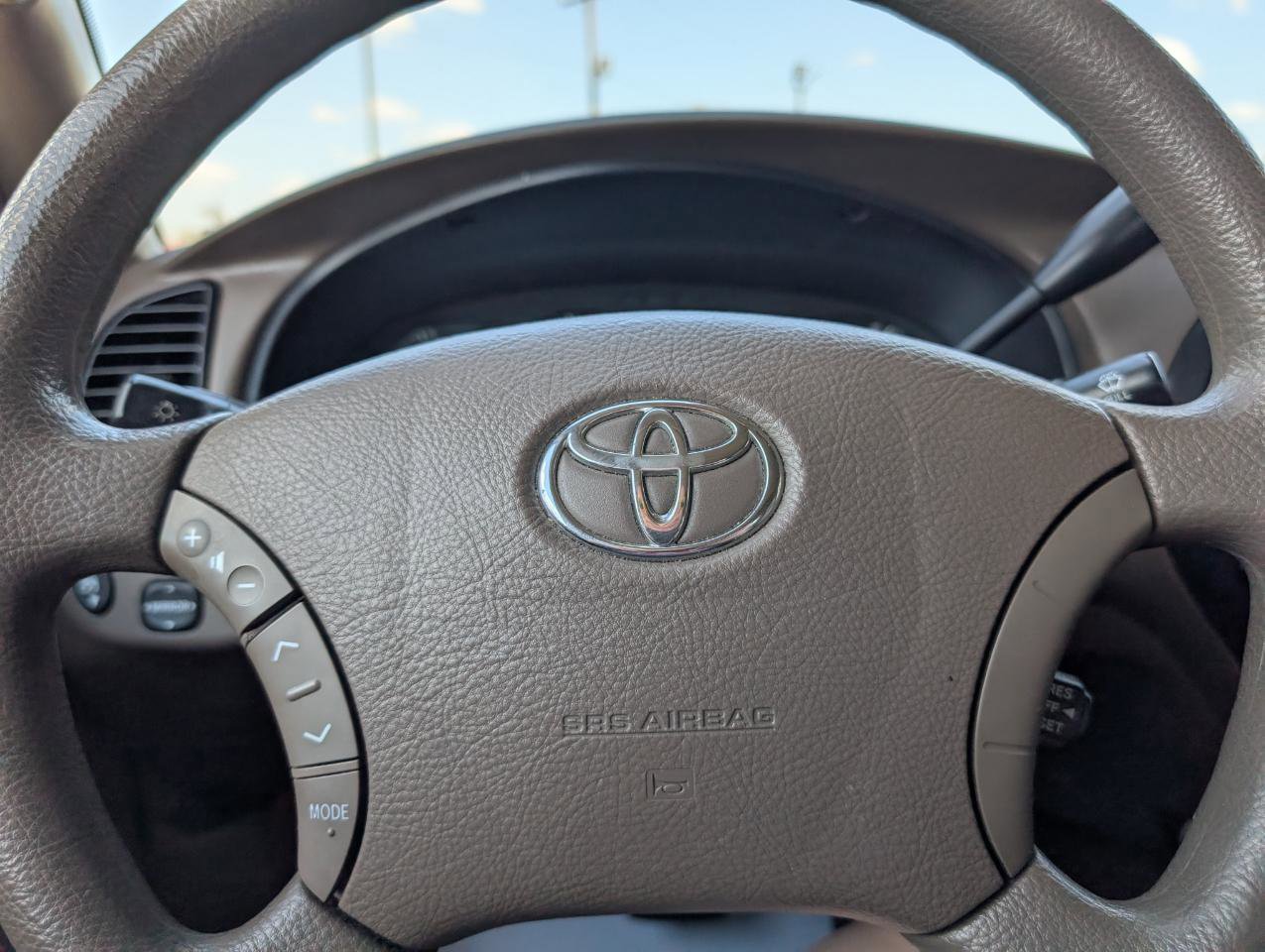 Used 2004 Toyota Tundra Limited RWD image 14