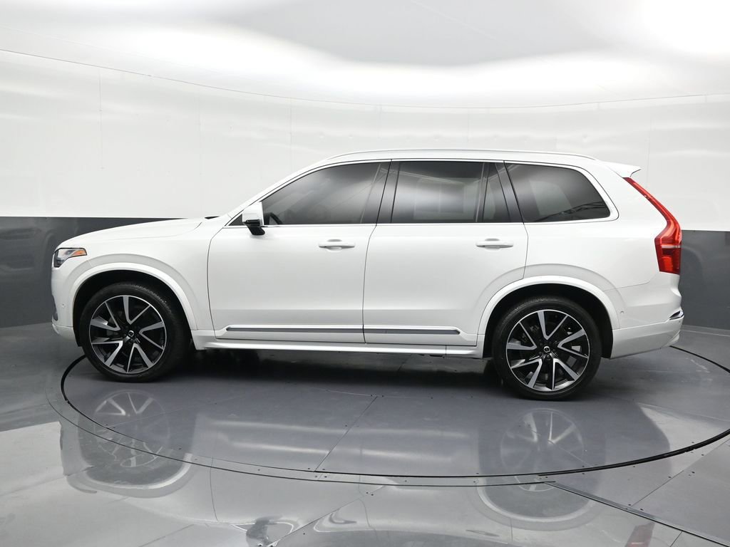 Certified 2024 Volvo XC90 B5 Plus image 2