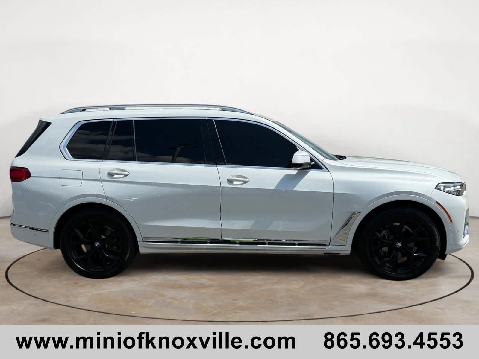 Used 2020 BMW X7 xDrive40i w/ Executive Package AWD/4WD image 2