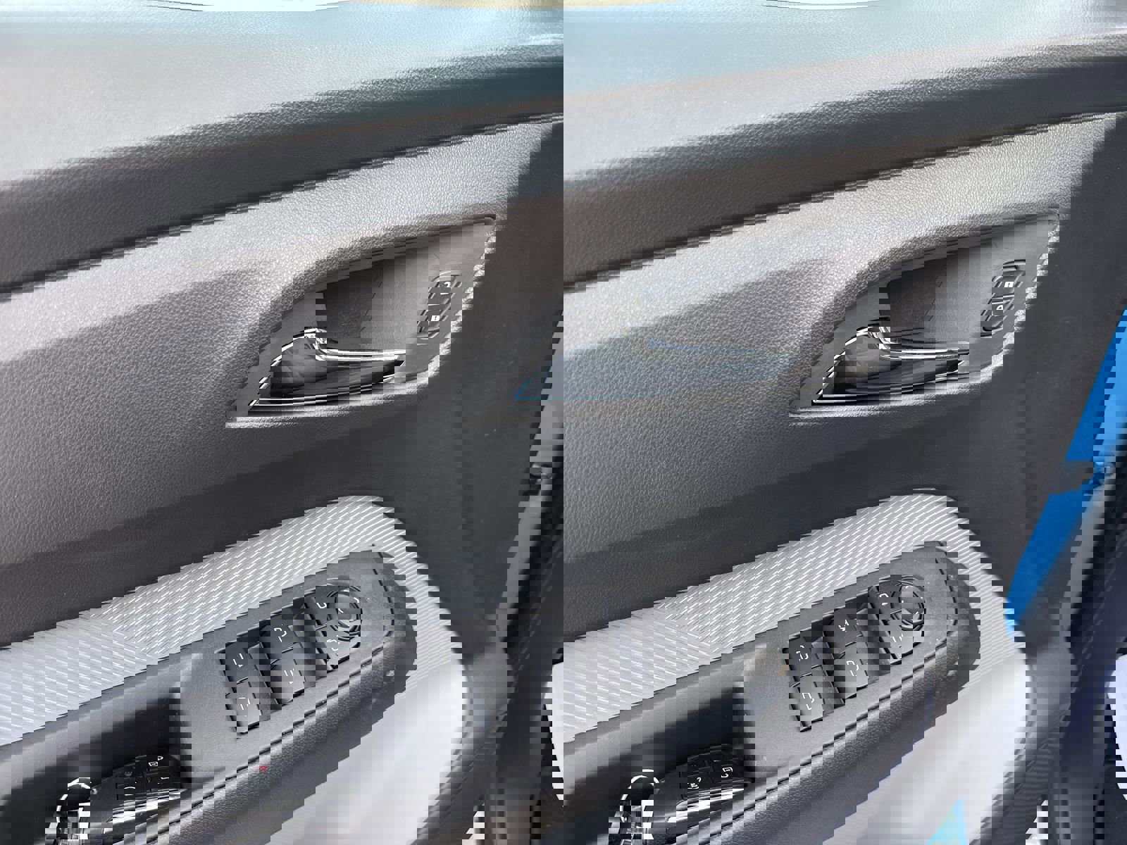 New 2027 Chevrolet Bolt LT image 16