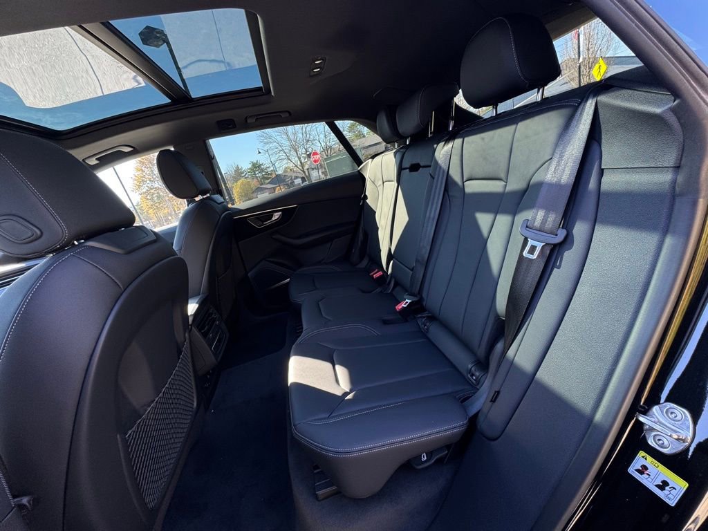 New 2026 Audi Q8 Premium image 27