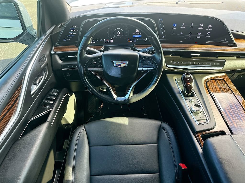 Used 2022 Cadillac Escalade Luxury image 21