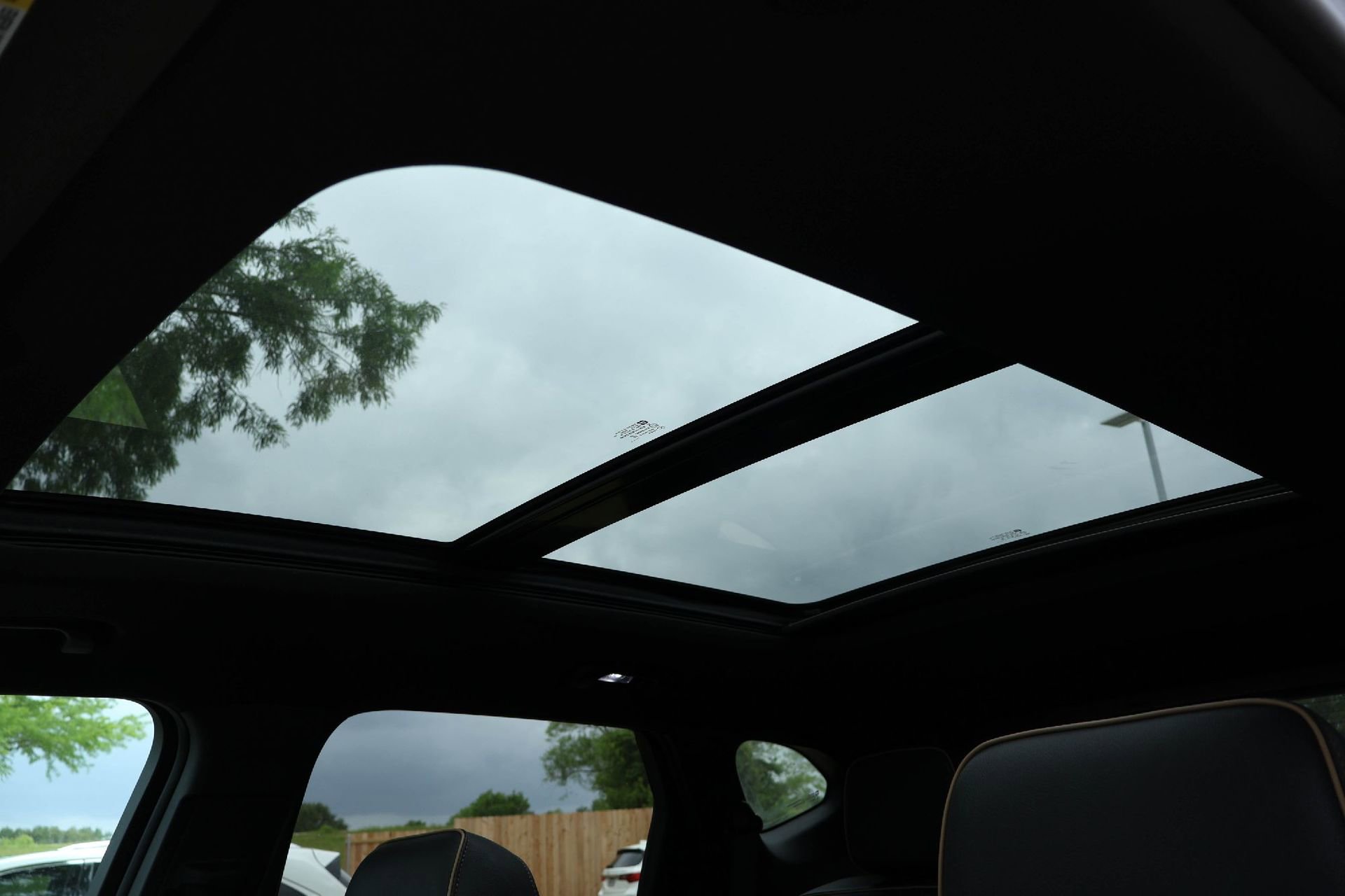 Used 2023 Chevrolet Blazer Premier FWD image 29