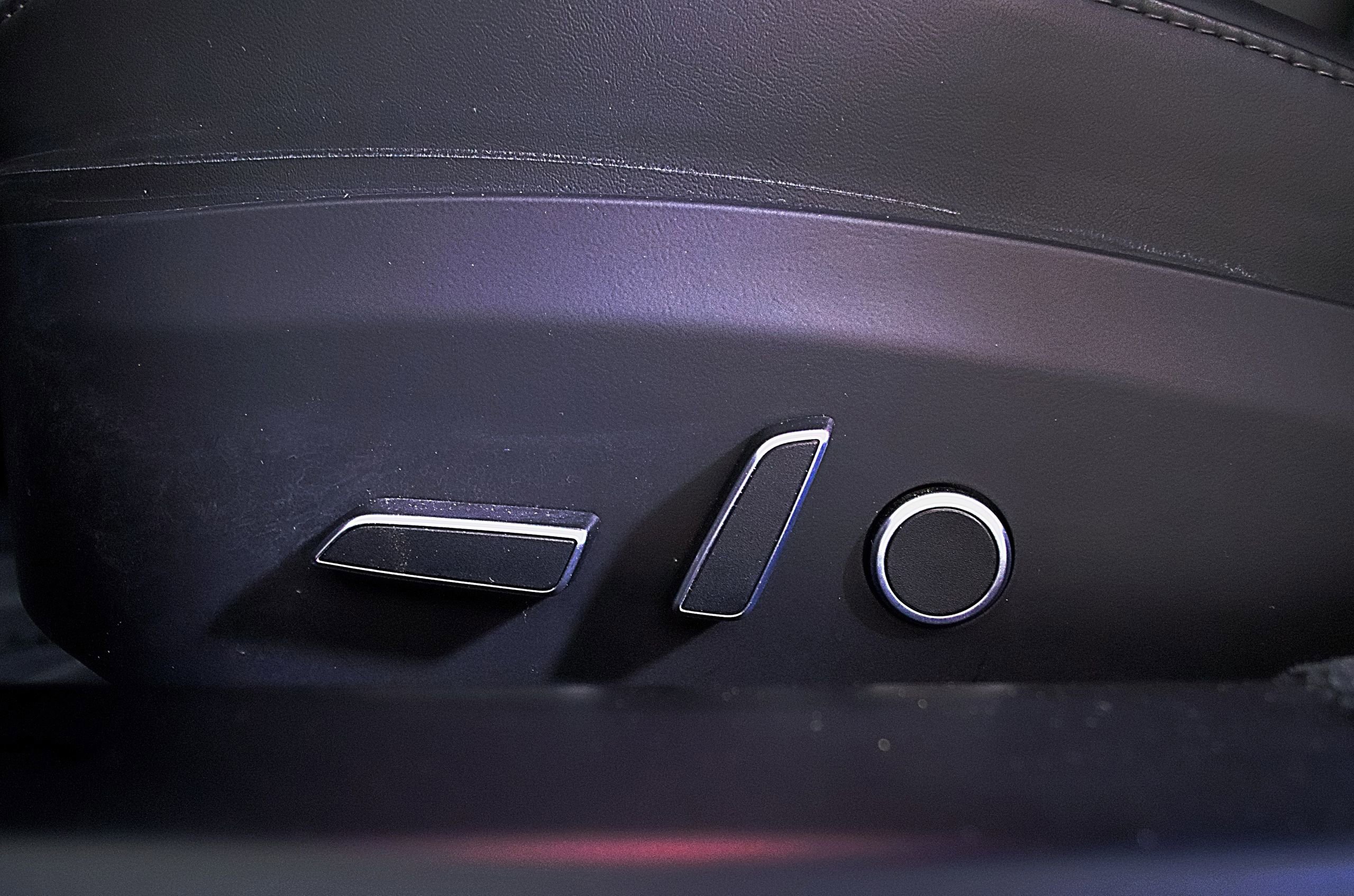 Used 2023 Tesla Model S image 23