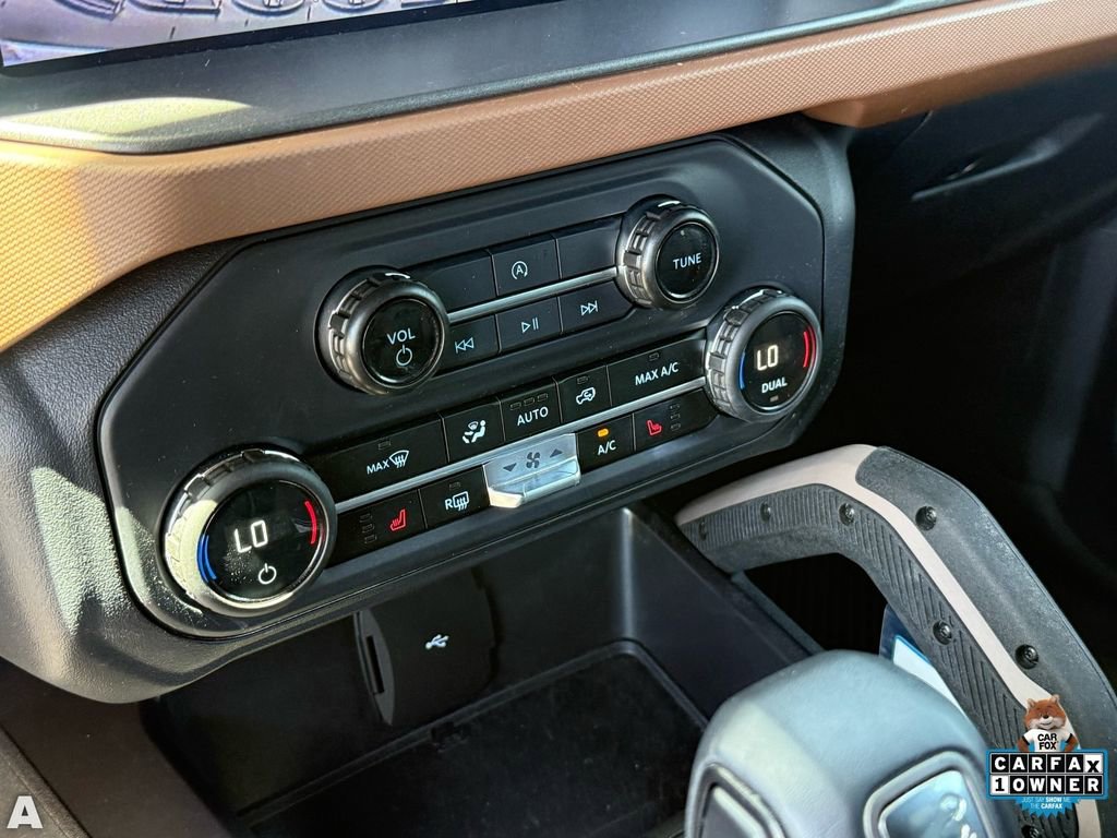 Used 2024 Ford Bronco Outer Banks w/ Sasquatch Package AWD/4WD image 22