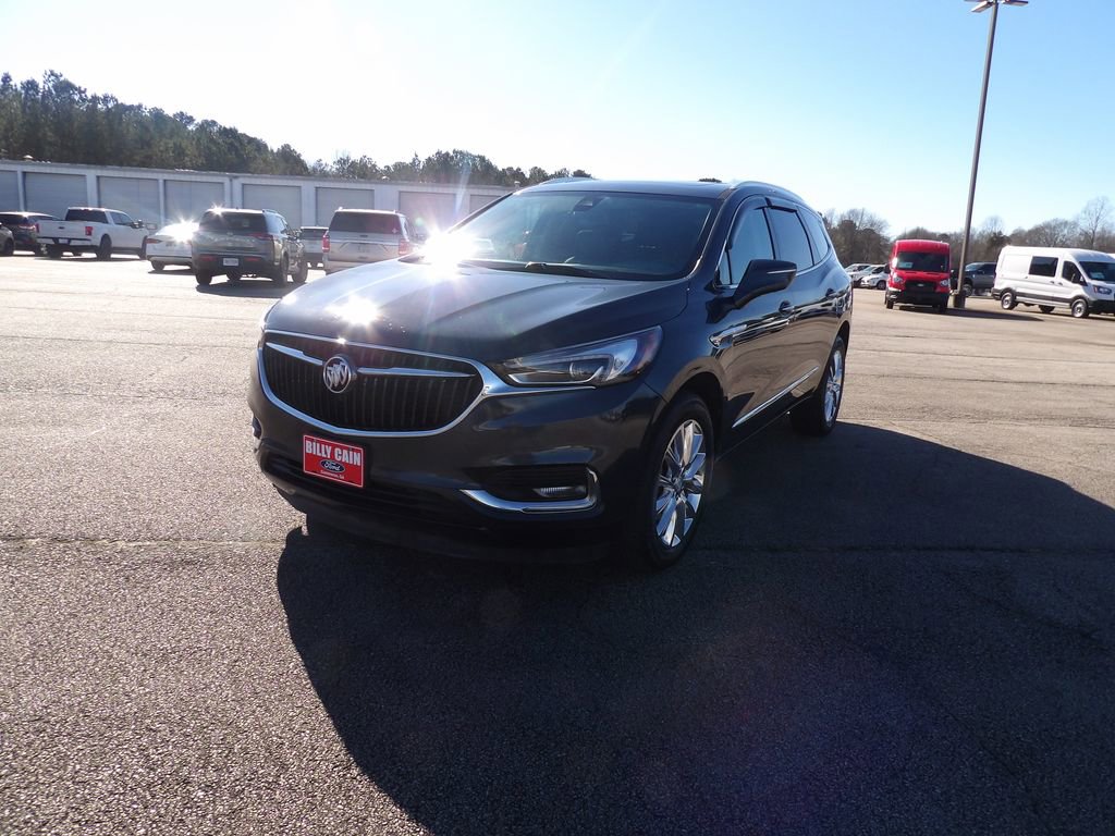 Used 2018 Buick Enclave Premium w/ Experience Buick Package image 3