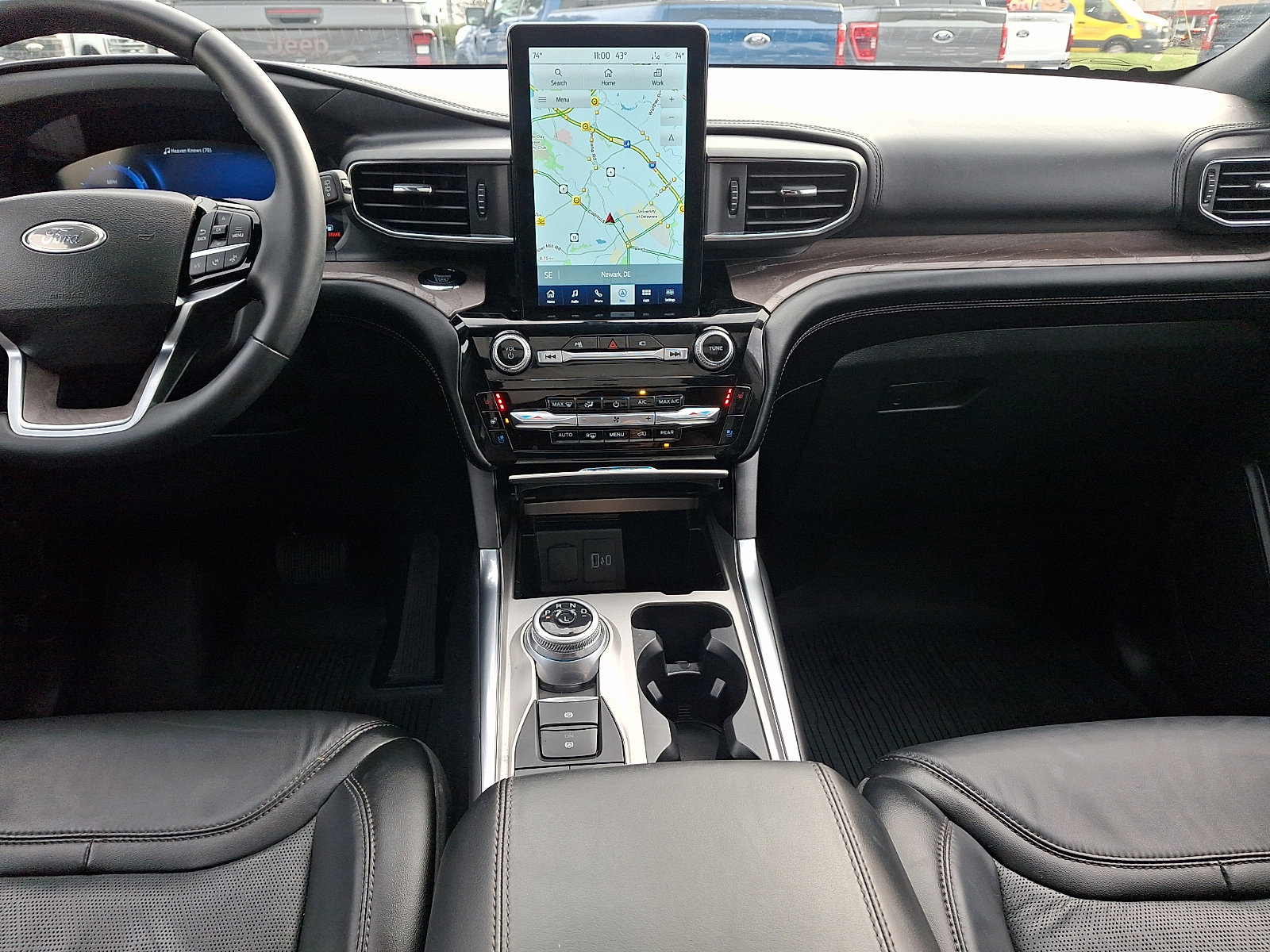 Certified 2023 Ford Explorer Platinum w/ Technology Package image 15